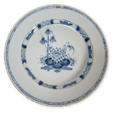 Delft Charger with Floral Decoration