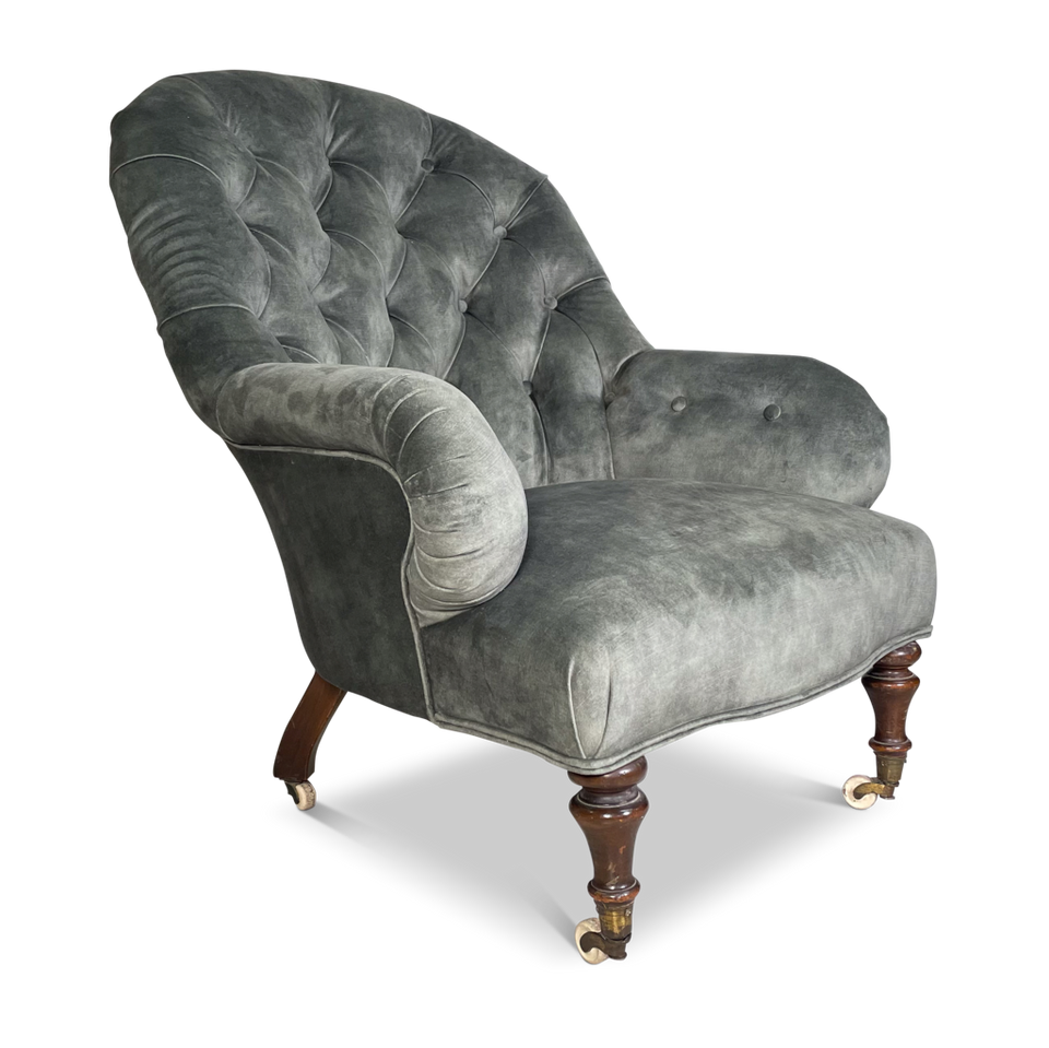 Victorian Buttoned Back Scalloped Armchair