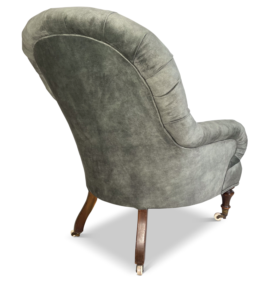 Victorian Buttoned Back Scalloped Armchair
