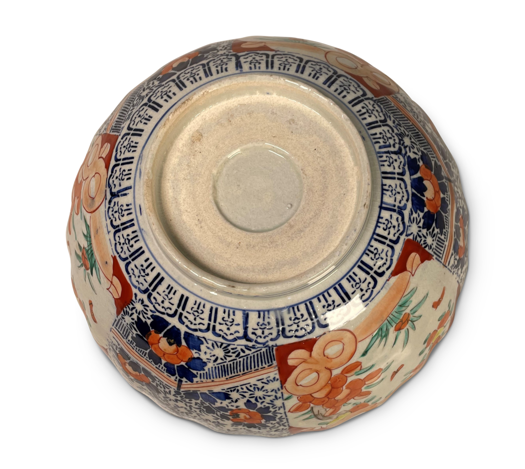 Meiji Period Imari Scallop Edged Hand Decorated Bowl