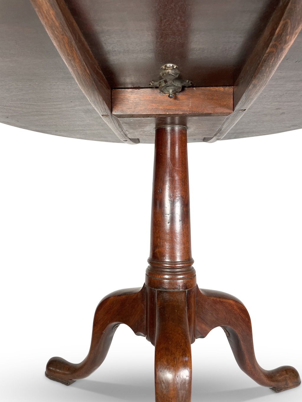 Mahogany Tilt Top Pedestal Table