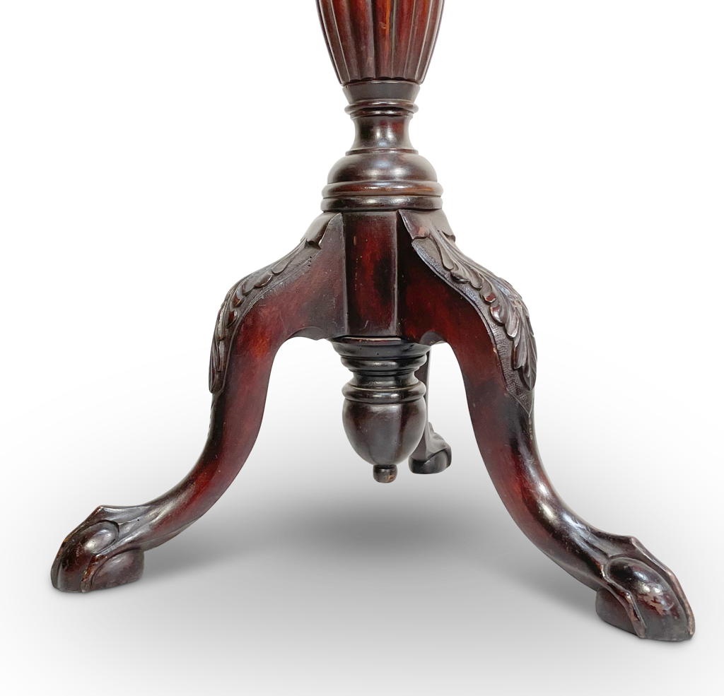 Mahogany Floor Lamp Carved with Acanthus Leaves